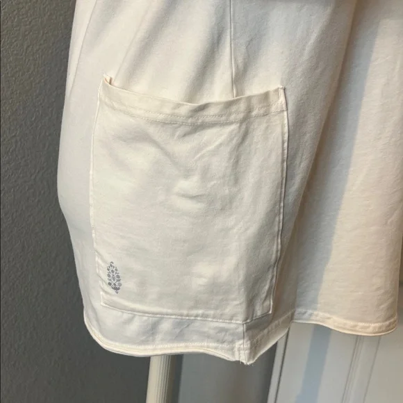 FP Movement by Free People Hot Shot T-Shirt Romper V-Neck Bleached Clay XS NEW - Picture 10 of 11